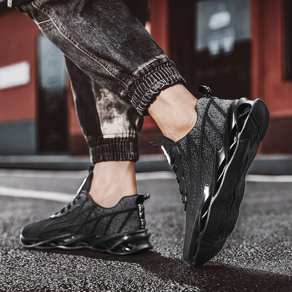 Hingavast kangast paeltega sportlikud ja igapäevased meeste tossud