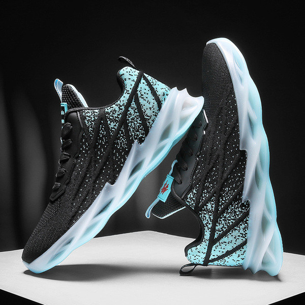 Hingavast kangast paeltega sportlikud ja igapäevased meeste tossud