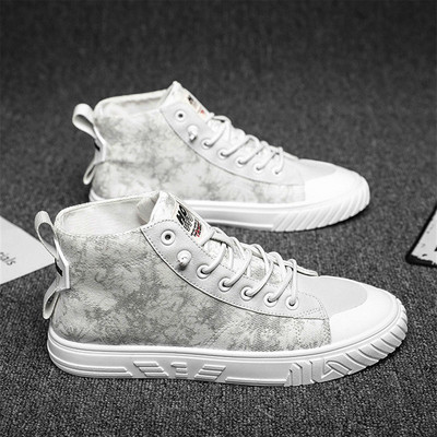 Uus mudel paelte ja mustriga meeste tossud