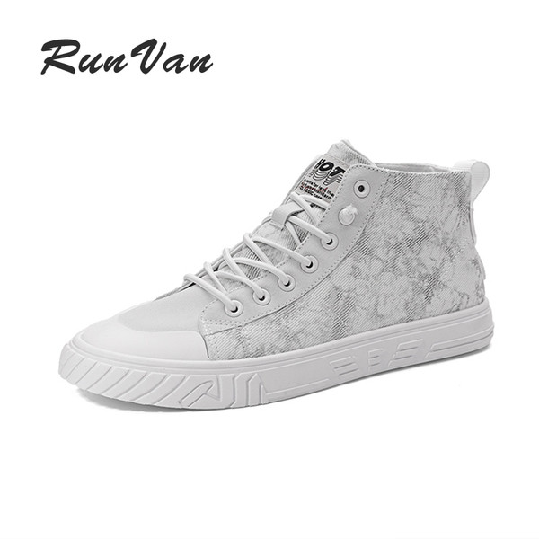 Uus mudel paelte ja mustriga meeste tossud