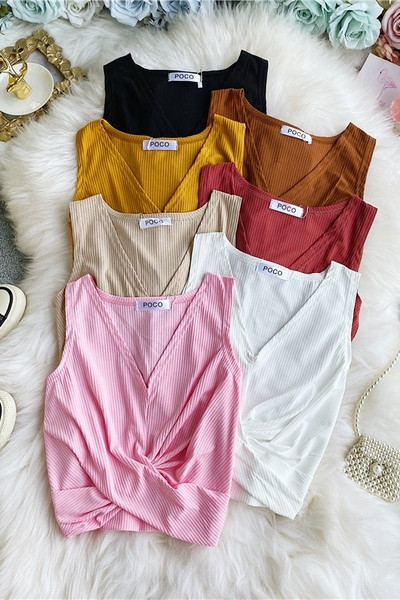 Igapäevane spitsikaelusega naiste topp