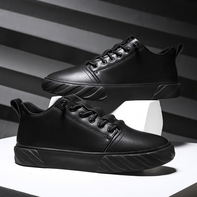 ÚJ modell bőr férfi tornacipő nyakkendővel sima modell