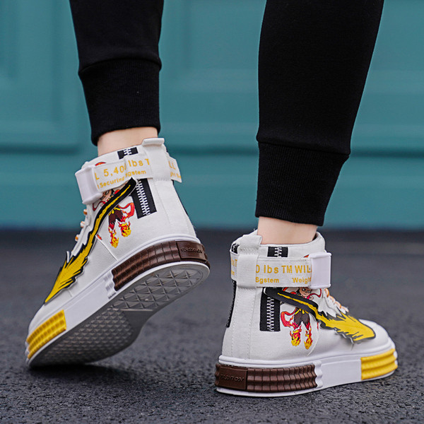 Öko bőrből készült férfi tornacipő magas modell, színes rátéttel