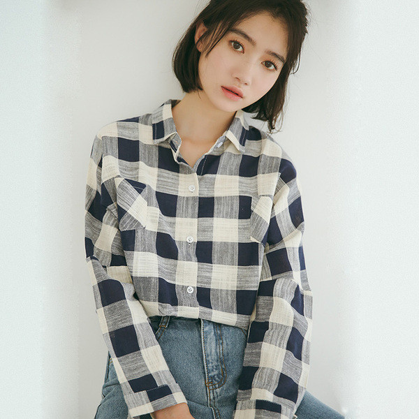 Ženska ležerna karirana košulja s klasičnim ovratnikom