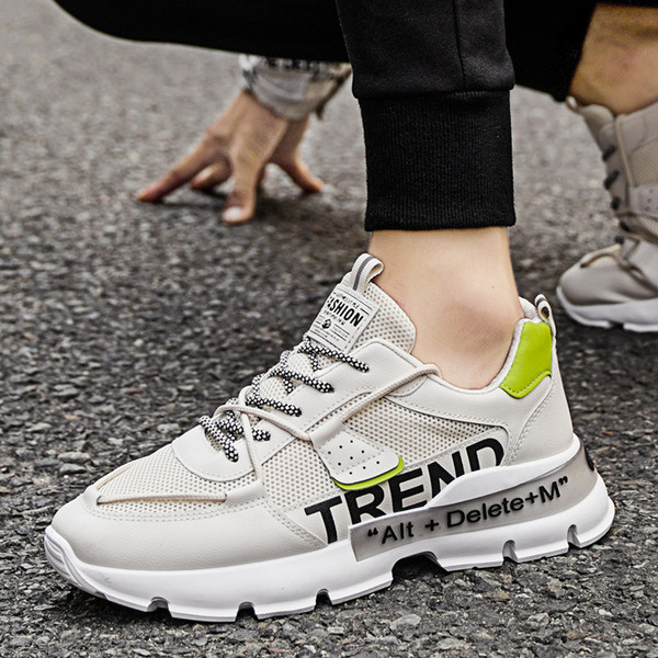 Férfi alkalmi tornacipő fűzővel és felirattal