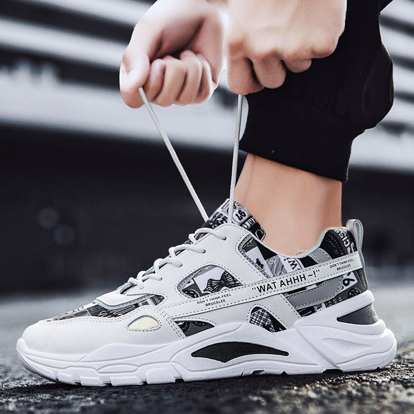 Férfi tornacipő fűzővel és színes nyomattal, két színben