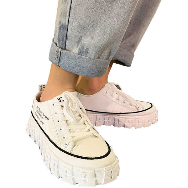 Kõrge kareda tallaga meeste tekstiilist tossud