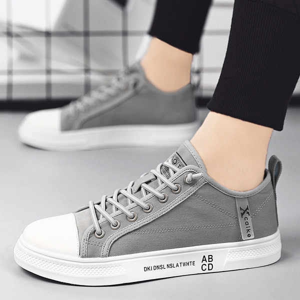 Novi model casual muških tenisica sa vezicama