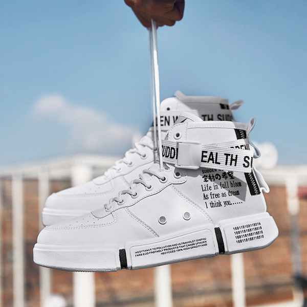 Férfi magas tornacipő felirattal és nyakkendővel több színben