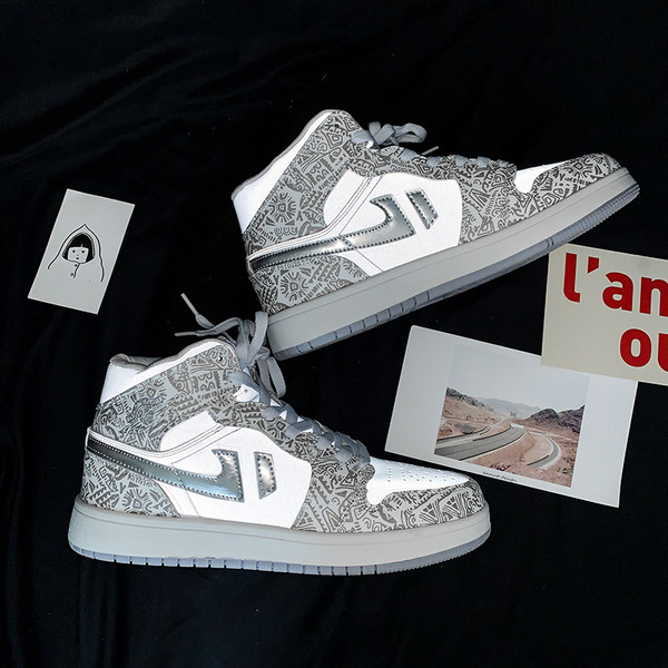 Alkalmi tornacipő nyakkendővel több színben