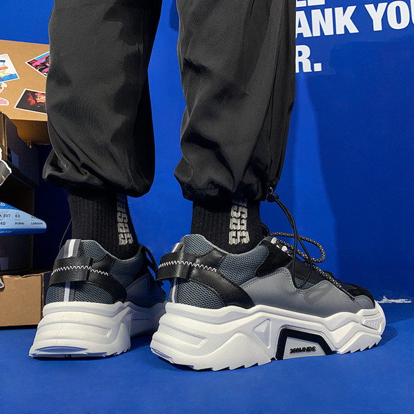 Moderne tenisice s grubim đonom od eko kože