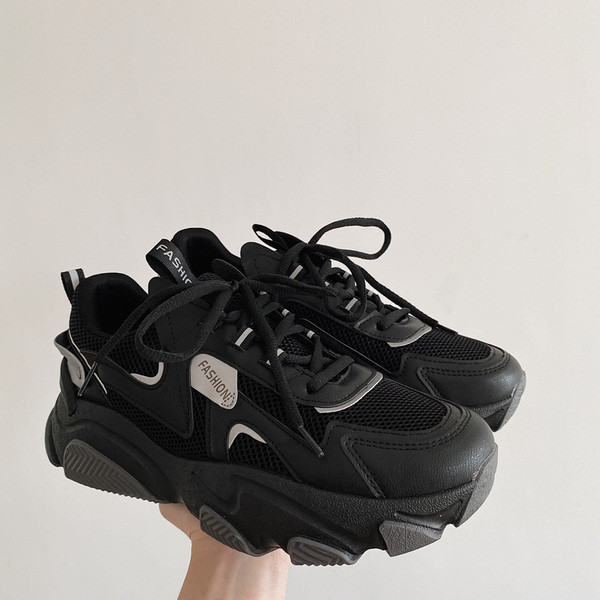 Kareda tallaga vabaaja tossud meestele