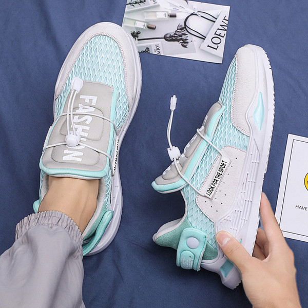 Mitmevärvilised paeltega meeste tossud