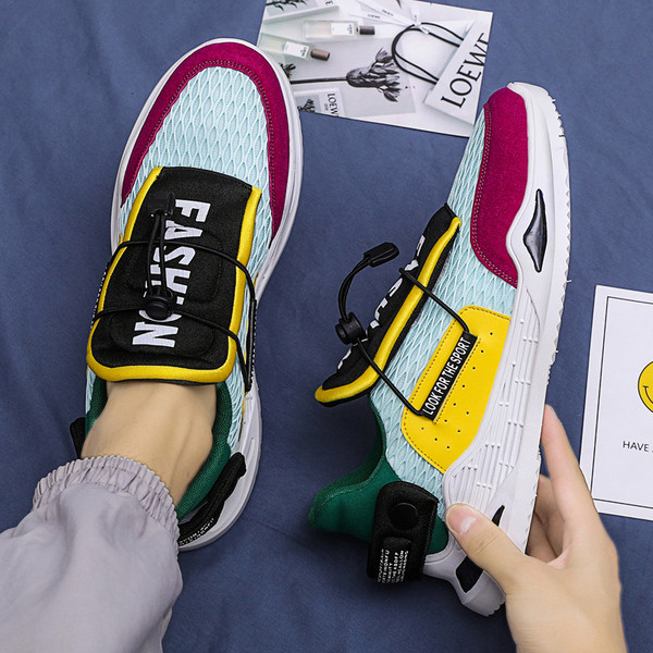 Mitmevärvilised paeltega meeste tossud