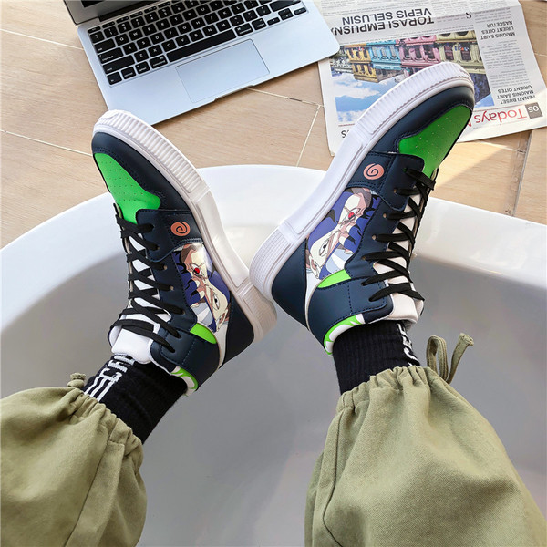 Eco bőrből készült magas cipők színes rátéttel