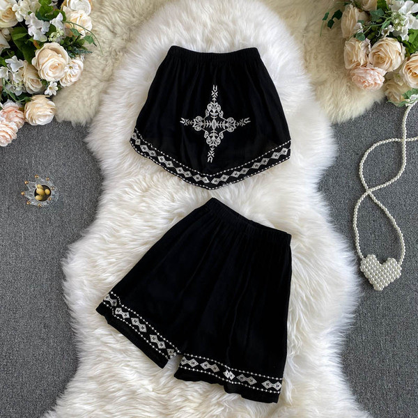 Ljetni ženski komplet hlače i bustier