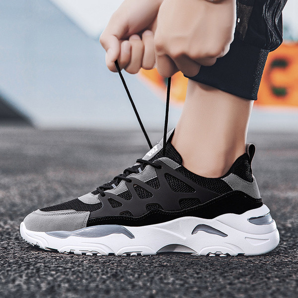 Alkalmi férfi tornacipő vastag talppal - légáteresztő