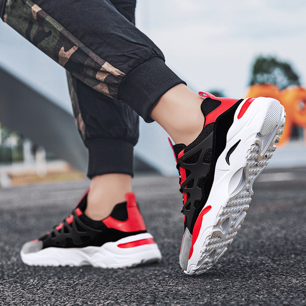 Alkalmi férfi tornacipő vastag talppal - légáteresztő