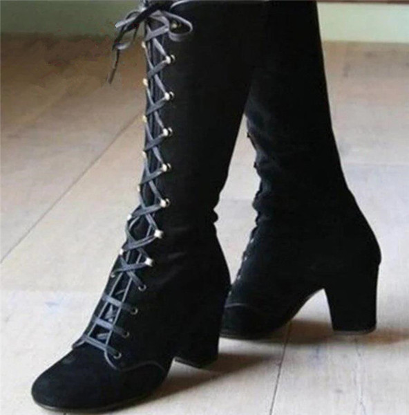 Ökoseemisnahast naiste moodsad paeltega saapad