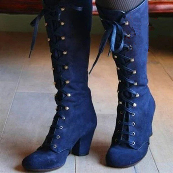 Ökoseemisnahast naiste moodsad paeltega saapad