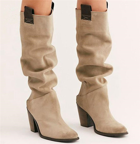 Modern csizma eco velúr hegyes modellből