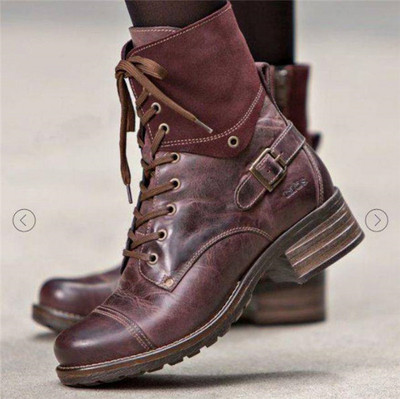 Naiste paelte ja pandlaga nahast saapad