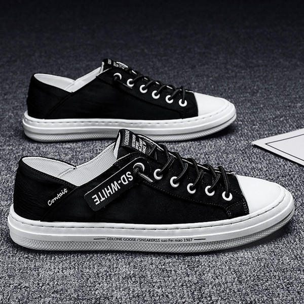 Muške sportske tenisice s tekstilnim vezicama