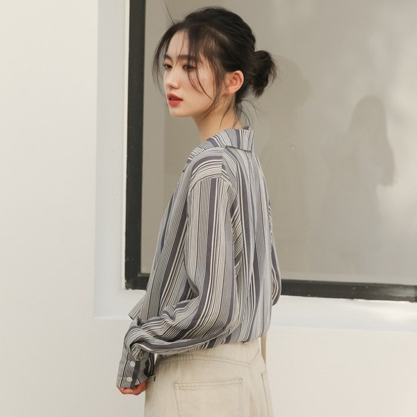 Stílusos női csíkos ing hosszú ujjal