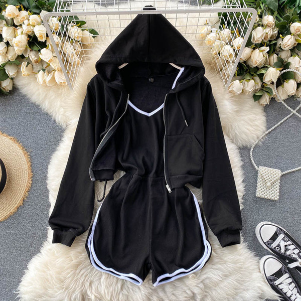 Igapäevane naiste kombinesoonide ja dressipluusi komplekt