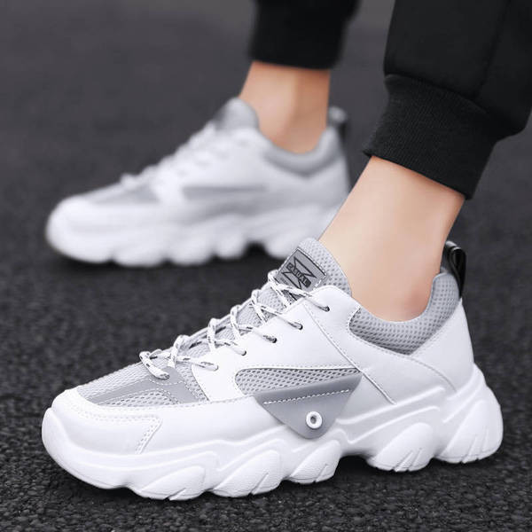 Uus kõrge tallaga meeste tossude mudel