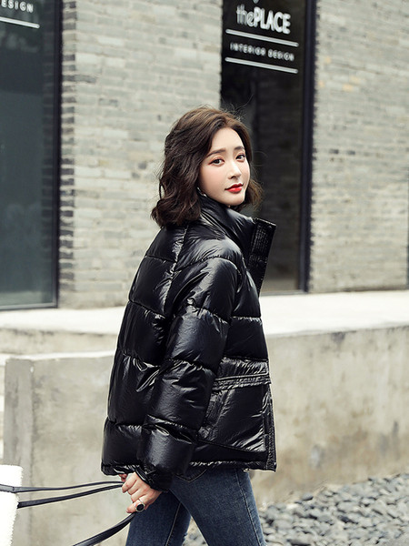 Ženska ležerna zimska jakna s patentnim zatvaračem i džepovima