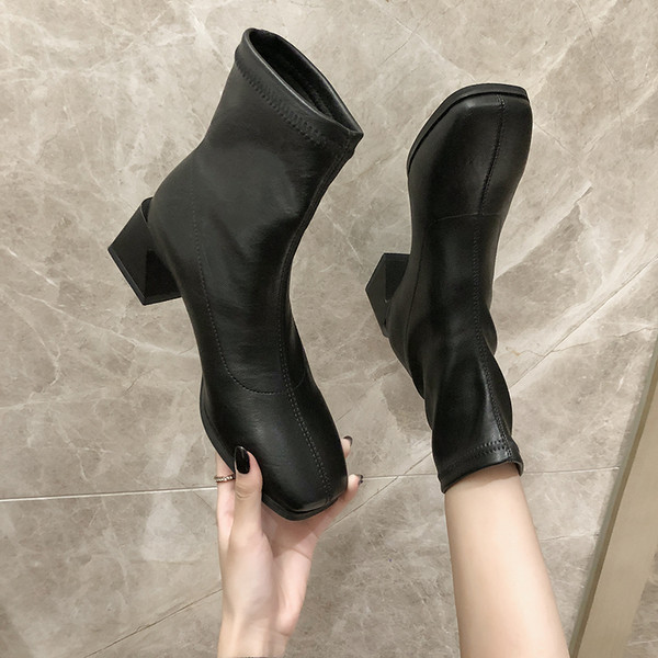 Naiste stiilsed kandilise kontsaga saapad