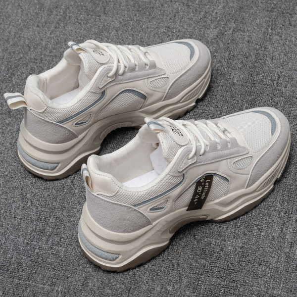 Paelte ja krobelise tallaga meeste võrktossud