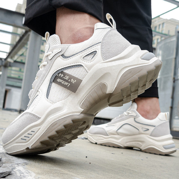 Paelte ja krobelise tallaga meeste võrktossud