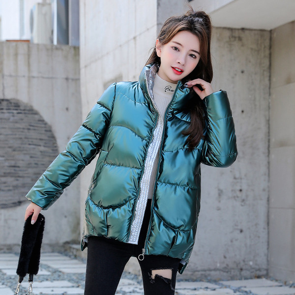 Női alkalmi téli széles kabát magas gallérral és cipzárral