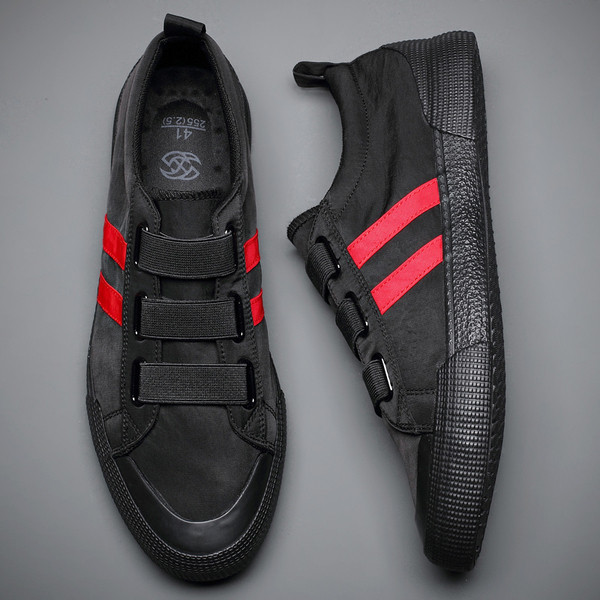 Vīriešu sporta kedas ar plakanām zolēm