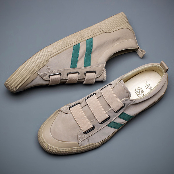 Vīriešu sporta kedas ar plakanām zolēm