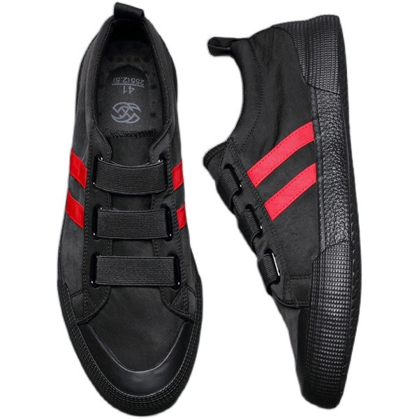 Vīriešu sporta kedas ar plakanām zolēm