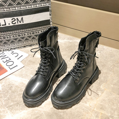 Γυναικείες έκο δερμάτινες μπότες με τραχιά σόλα και κορδόνια