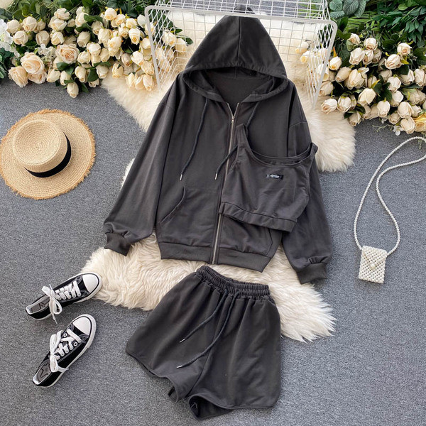 Női rövidnadrág, felső és pulóver szett