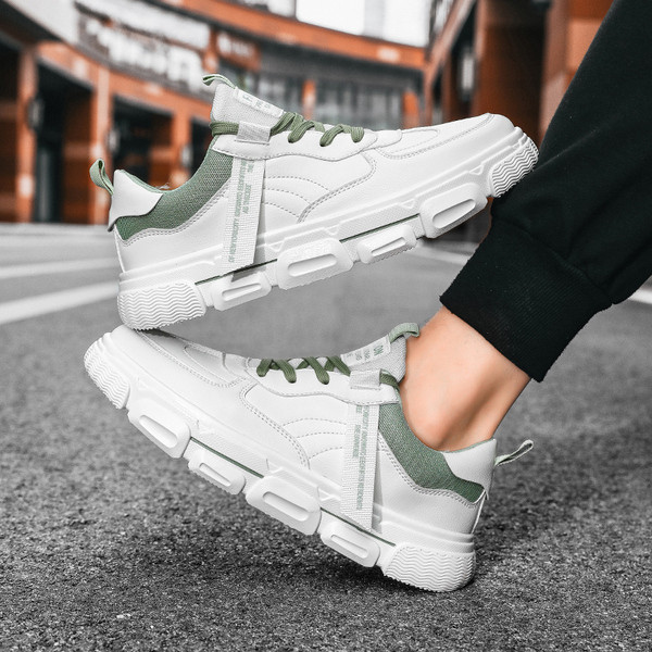 Paeltega nahast meeste tossud - tasase tallaga