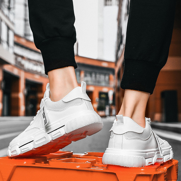 Paeltega nahast meeste tossud - tasase tallaga