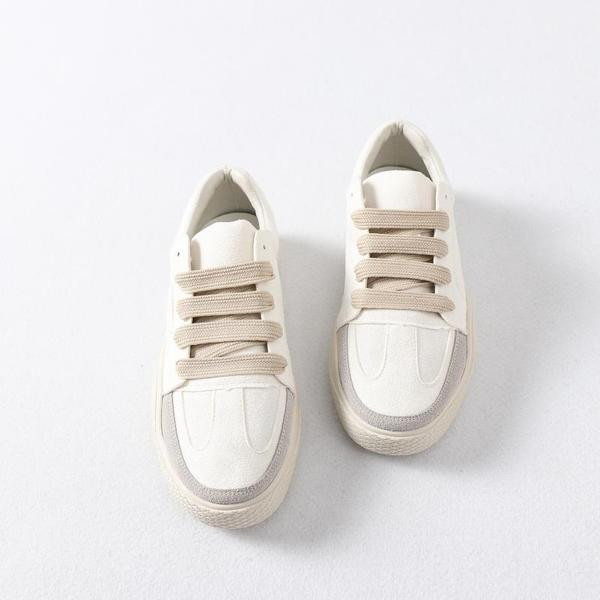 Öko-seemisnahast valmistatud sügiseste naiste tossude uus mudel