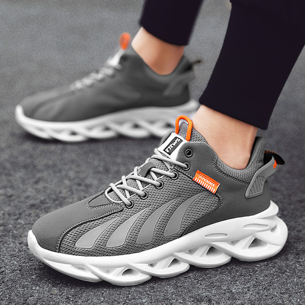 Paeltega tekstiilist meeste sporditossud