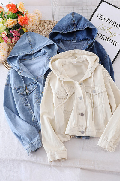 Naiste vabaaja kapuutsi ja nööpidega teksajakk