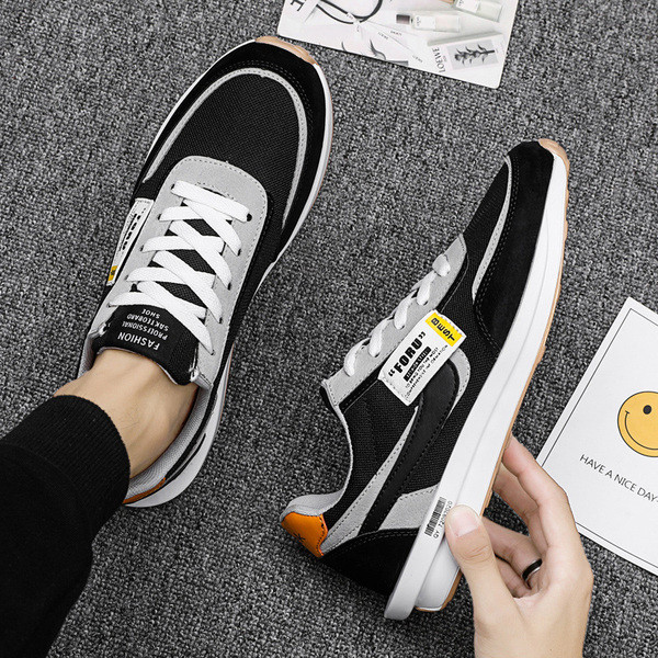 Lameda talla ja kirjadega hingavad meeste tossud