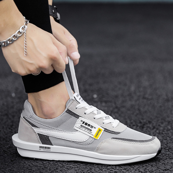 Lameda talla ja kirjadega hingavad meeste tossud