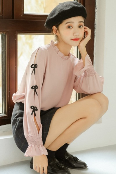 Moodne pikkade varrukatega naiste särk tavaline mudel