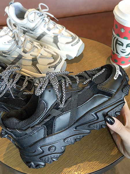 Ženske sportske tenisice s visokim grubim potplatom