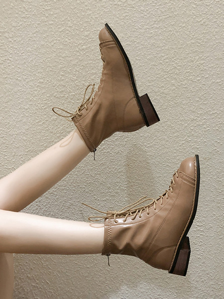 Elegantne ženske čizme od eko kože sa ravnim potplatom i vezicama